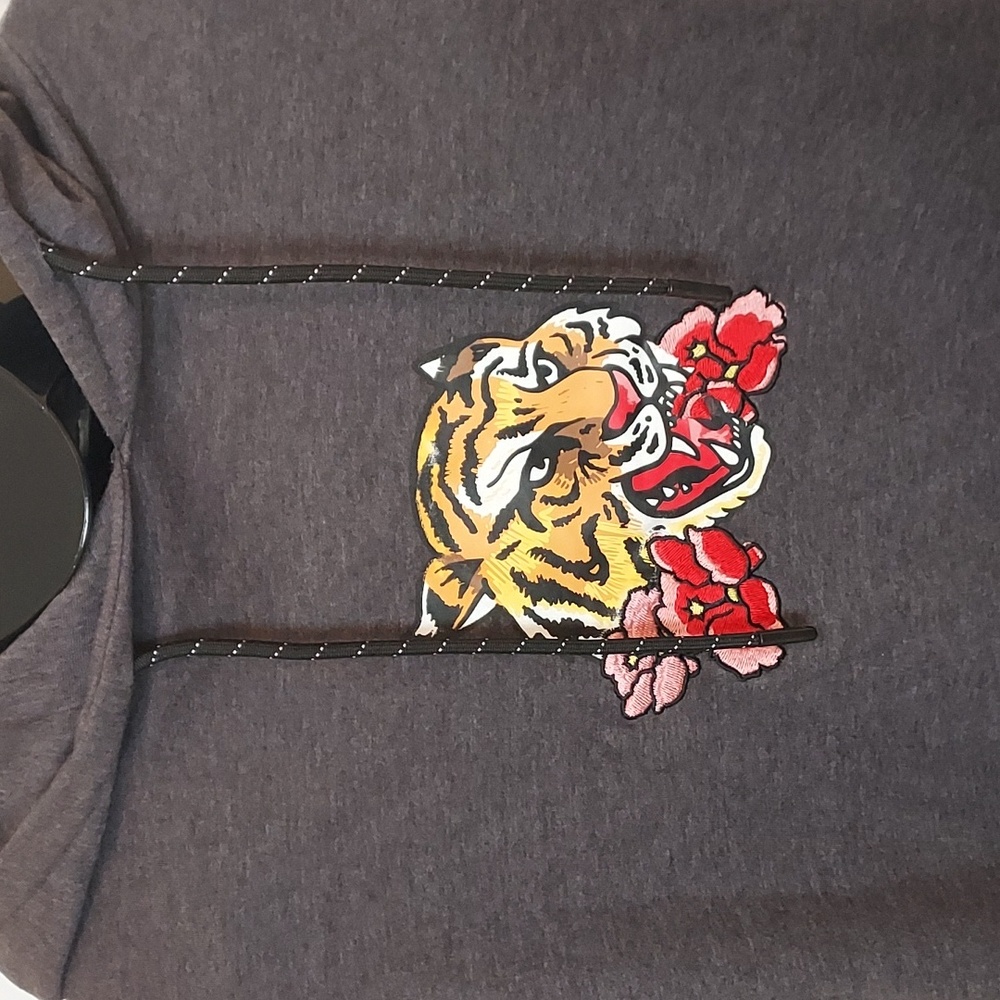 *Westy Tiger with Embroidered Flowers Dark Gray Hoodie Size Large